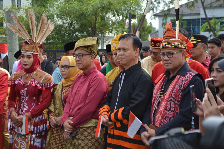 Karnaval Gemilang Budaya Khatulistiwa